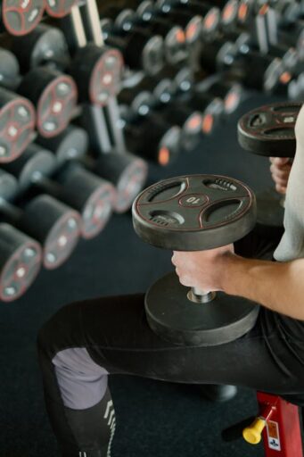 Cuántas veces a la semana entrenar fuerza a los 50: la respuesta honesta